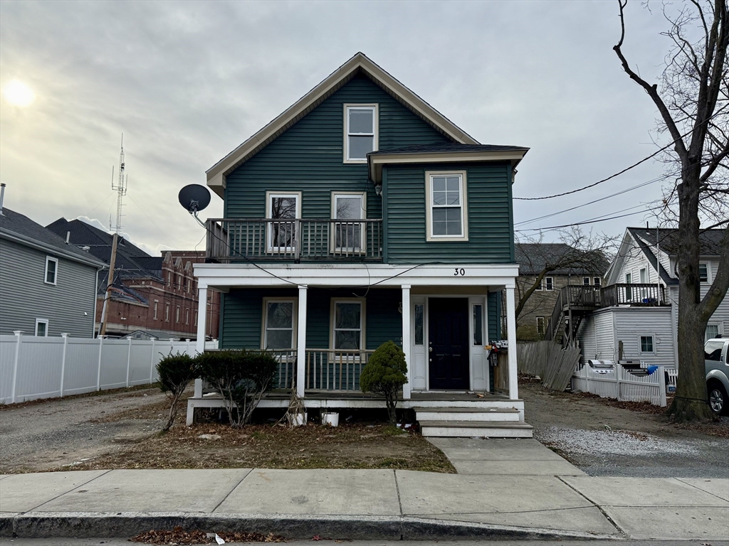 30 Sanger St, Framingham, Massachusetts, 4 Bedrooms Bedrooms, 6 Rooms Rooms,2 BathroomsBathrooms,Residential Lease,For Rent,Sanger St,73461092