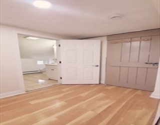 97 Seamans St, Providence, Rhode Island, 1 Bedroom Bedrooms, 3 Rooms Rooms,1 BathroomBathrooms,Residential Lease,For Rent,Seamans St,73461119