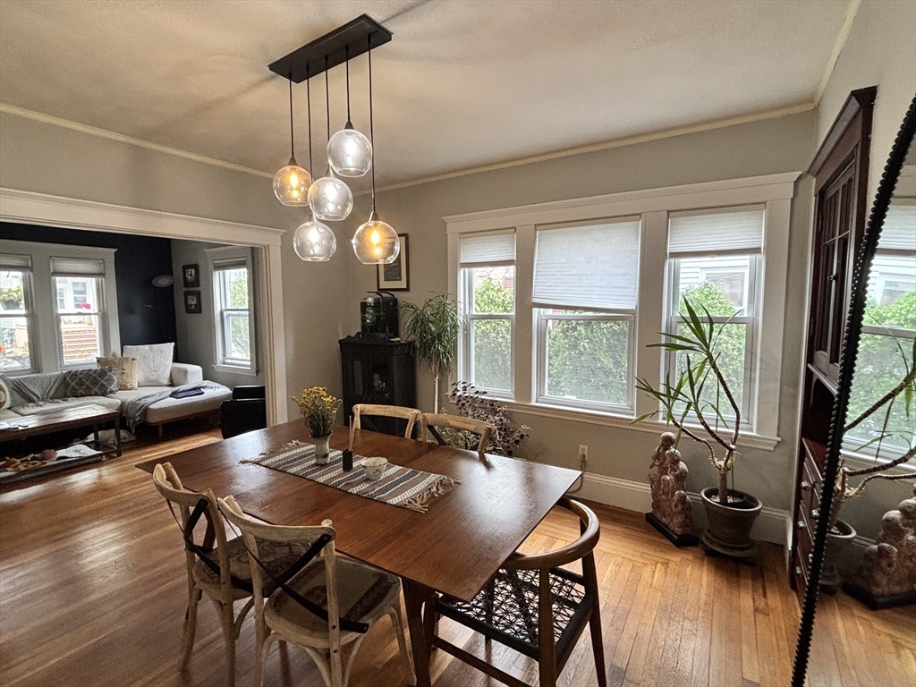 24 Teele Ave, Somerville, Massachusetts, 4 Bedrooms Bedrooms, 7 Rooms Rooms,2 BathroomsBathrooms,Residential Lease,For Rent,Teele Ave,73451645