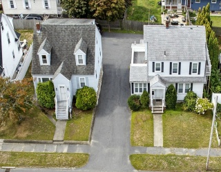177 & 183 Massachusetts Ave, North Andover, Massachusetts, 6 Bedrooms Bedrooms, 16 Rooms Rooms,4 BathroomsBathrooms,Residential Income,For Sale,Massachusetts Ave,73444305
