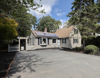 850 Queen Anne Rd, Harwich, Massachusetts, 4 Bedrooms Bedrooms, 8 Rooms Rooms,3 BathroomsBathrooms,Residential,For Sale,Queen Anne Rd,73435473