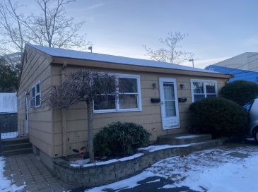 21 Highland Ter, Needham, Massachusetts, 1 Bedroom Bedrooms, 3 Rooms Rooms,1 BathroomBathrooms,Residential Lease,For Rent,Highland Ter,73461411