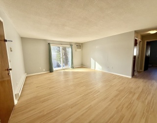 440 North Ave, Haverhill, Massachusetts, 2 Bedrooms Bedrooms, 4 Rooms Rooms,1 BathroomBathrooms,Residential,For Sale,North Ave,73461429