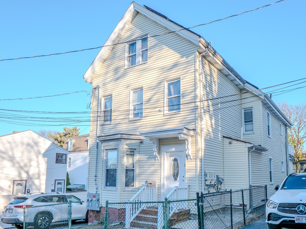 2 Hillside Ave, Somerville, Massachusetts, 8 Bedrooms Bedrooms, 14 Rooms Rooms,2.5 BathroomsBathrooms,Residential Income,For Sale,Hillside Ave,73461332