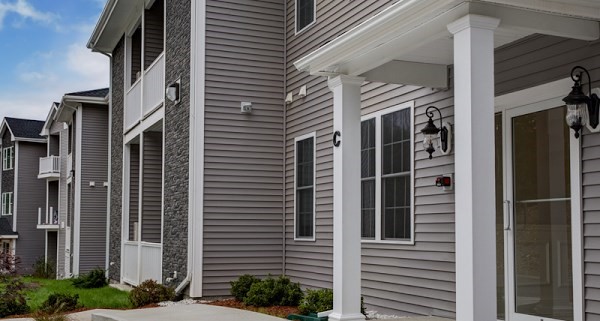 92 North Main St, West Boylston, Massachusetts, 3 Bedrooms Bedrooms, 3 Rooms Rooms,2 BathroomsBathrooms,Residential Lease,For Rent,North Main St,73461340