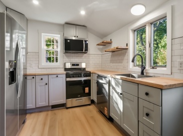 14 Lincoln, Weymouth, Massachusetts, 3 Bedrooms Bedrooms, 5 Rooms Rooms,1 BathroomBathrooms,Residential Lease,For Rent,Lincoln,73440463 14 Lincoln, Weymouth, Massachusetts, 3 Bedrooms Bedrooms, 5 Rooms Rooms,1 BathroomBathrooms,Residential Lease,For Rent,Lincoln,73440463