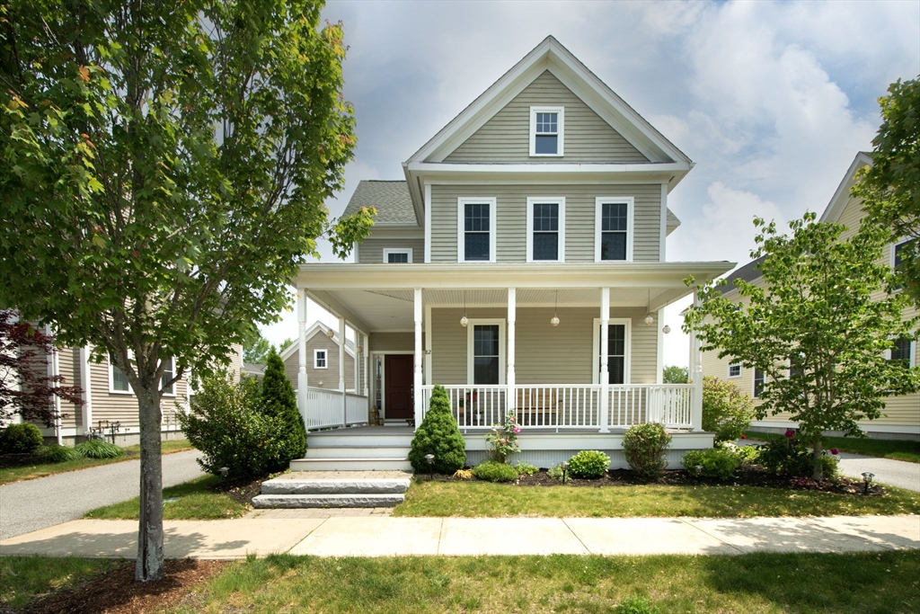 82 Snowbird Ave, Weymouth, Massachusetts, 3 Bedrooms Bedrooms, 7 Rooms Rooms,2.5 BathroomsBathrooms,Residential,For Sale,Snowbird Ave,73387284