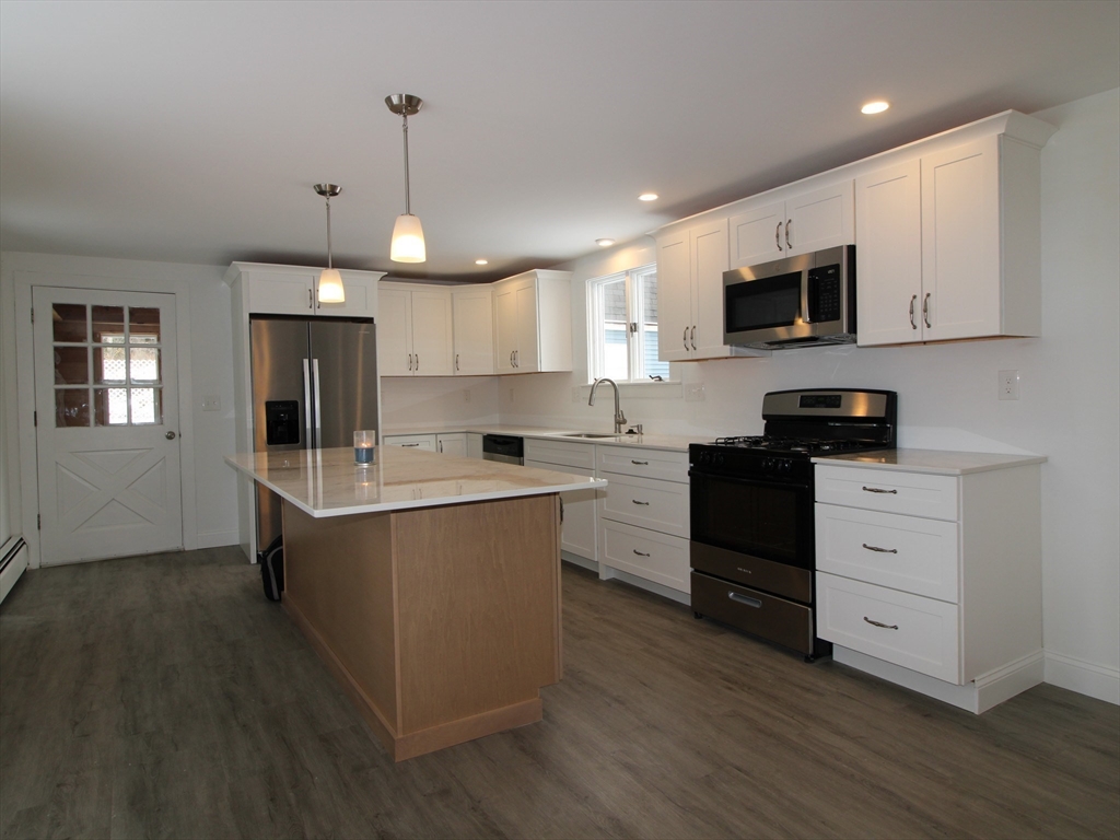 1459 Grafton Rd, Millbury, Massachusetts, 4 Bedrooms Bedrooms, 8 Rooms Rooms,2.5 BathroomsBathrooms,Residential,For Sale,Grafton Rd,73461587