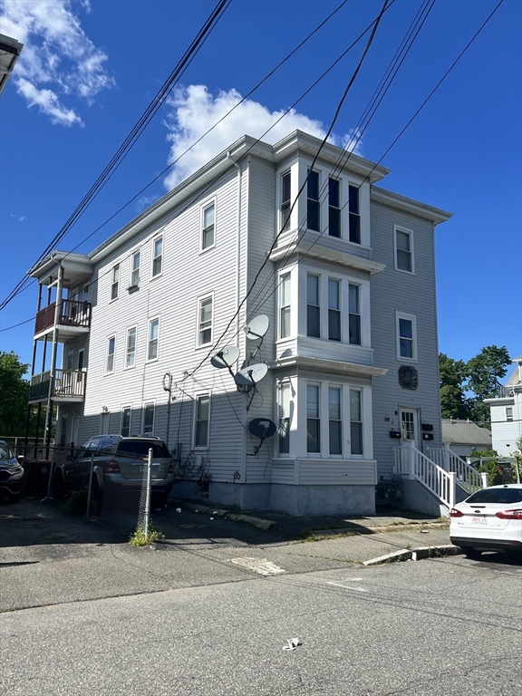 16 Hancock St, Brockton, Massachusetts, 9 Bedrooms Bedrooms, 15 Rooms Rooms,3 BathroomsBathrooms,Residential Income,For Sale,Hancock St,73385516