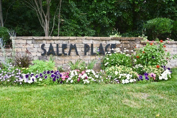 295 Salem Street, Woburn, Massachusetts, 2 Bedrooms Bedrooms, 5 Rooms Rooms,2 BathroomsBathrooms,Residential Lease,For Rent,Salem Street,73451839