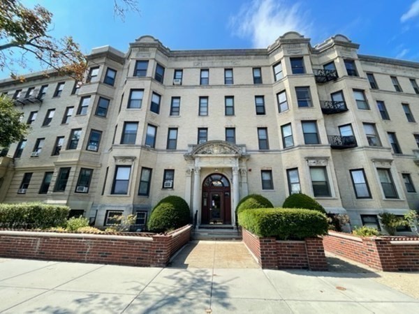 69 Park Drive, Boston, Massachusetts, 2 Rooms Rooms,1 BathroomBathrooms,Residential Lease,For Rent,Park Drive,73461743