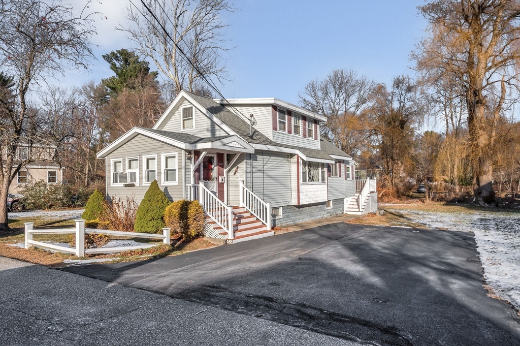 3 Clark Terrace, Wilmington, Massachusetts, 3 Bedrooms Bedrooms, 8 Rooms Rooms,1 BathroomBathrooms,Residential,For Sale,Clark Terrace,73461797