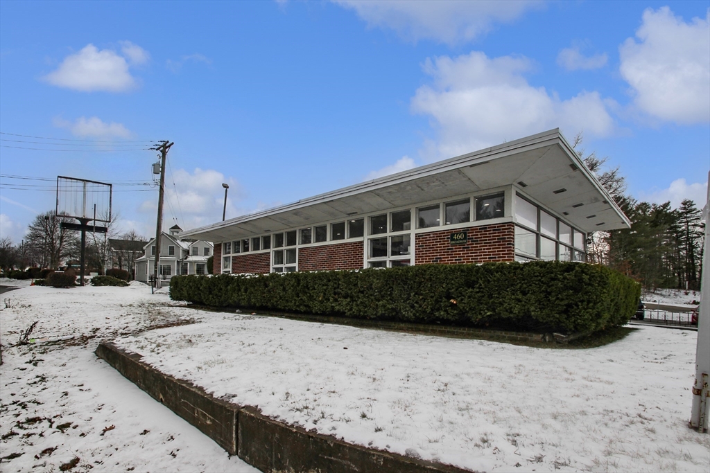 460 Broadway, Methuen, Massachusetts, ,Commercial Lease,For Rent,Broadway,73461669