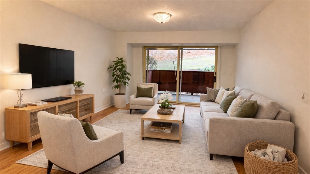 100 Rosemary Way, Needham, Massachusetts, 2 Bedrooms Bedrooms, 4 Rooms Rooms,2 BathroomsBathrooms,Residential,For Sale,Rosemary Way,73461640