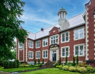 58 Main St, Hatfield, Massachusetts, 1 Bedroom Bedrooms, 4 Rooms Rooms,2 BathroomsBathrooms,Residential,For Sale,Main St,73393589