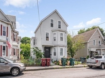 64 S Whipple St, Lowell, Massachusetts, 2 Bedrooms Bedrooms, 6 Rooms Rooms,1 BathroomBathrooms,Residential Lease,For Rent,S Whipple St,73461706