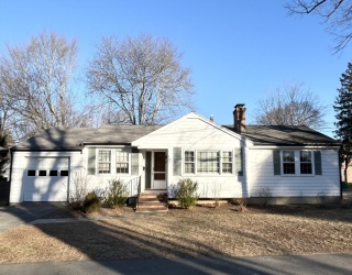 103 Powers St, Needham, Massachusetts, 3 Bedrooms Bedrooms, 8 Rooms Rooms,2 BathroomsBathrooms,Residential Lease,For Rent,Powers St,73461828