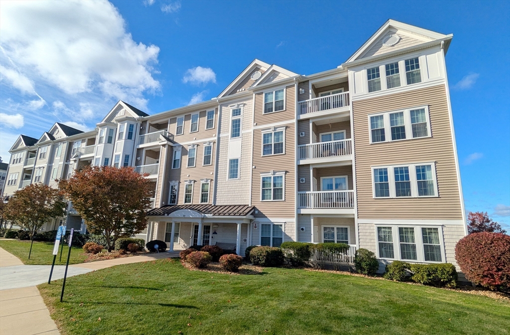 87 Clocktower Dr., Waltham, Massachusetts, 1 Bedroom Bedrooms, 4 Rooms Rooms,1 BathroomBathrooms,Residential,For Sale,Clocktower Dr.,73453889