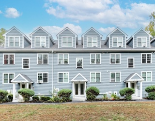 312 Water St, Lawrence, Massachusetts, 2 Bedrooms Bedrooms, 4 Rooms Rooms,1.5 BathroomsBathrooms,Residential,For Sale,Water St,73444220