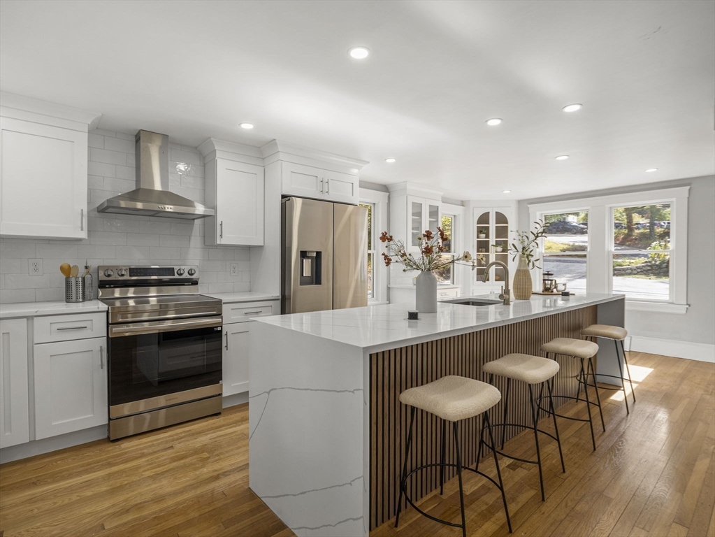 248 Highland St, Marshfield, Massachusetts, 4 Bedrooms Bedrooms, 9 Rooms Rooms,2.5 BathroomsBathrooms,Residential,For Sale,Highland St,73441567