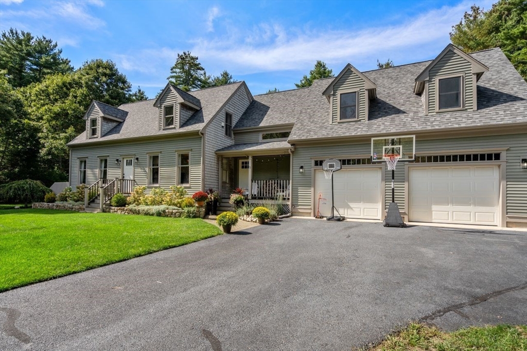 9 Mayflower Ln, Rochester, Massachusetts, 3 Bedrooms Bedrooms, 10 Rooms Rooms,2.5 BathroomsBathrooms,Residential,For Sale,Mayflower Ln,73449526