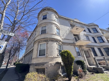 45 Dwight St, Brookline, Massachusetts, 6 Bedrooms Bedrooms, 21 Rooms Rooms,3 BathroomsBathrooms,Residential Income,For Sale,Dwight St,73438429