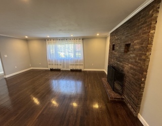 793 Dedham St, Newton, Massachusetts, 3 Bedrooms Bedrooms, 7 Rooms Rooms,2 BathroomsBathrooms,Residential Lease,For Rent,Dedham St,73461901