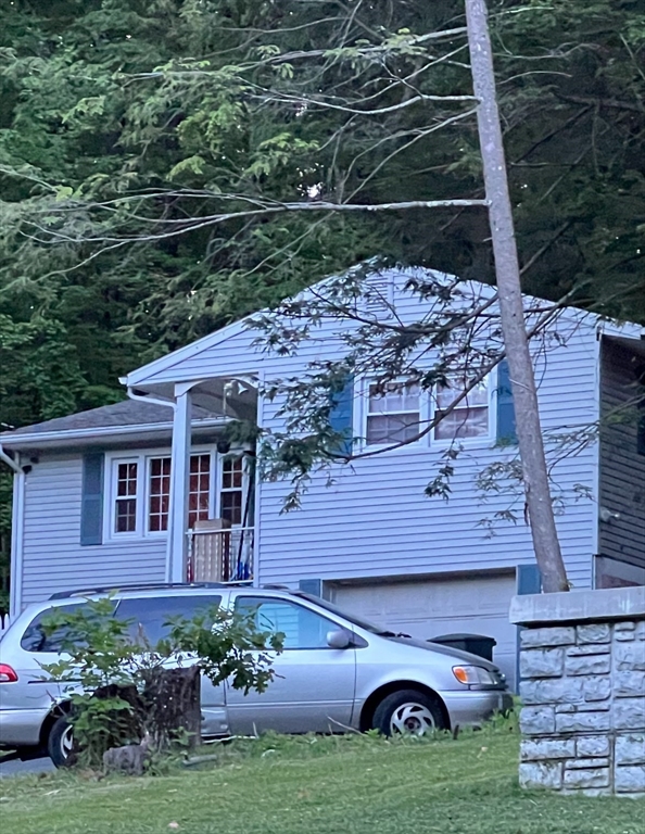 635 Florence Rd., Northampton, Massachusetts, 3 Bedrooms Bedrooms, 5 Rooms Rooms,1 BathroomBathrooms,Residential,For Sale,Florence Rd.,73461910