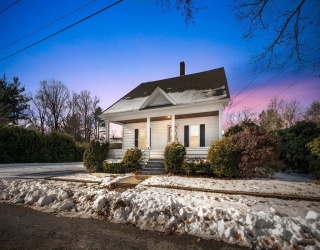 5 Lombard Ave, Athol, Massachusetts, 4 Bedrooms Bedrooms, 7 Rooms Rooms,2 BathroomsBathrooms,Residential,For Sale,Lombard Ave,73461932