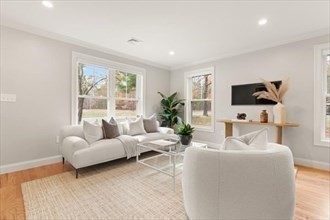 4 Barracks Road, Hudson, Massachusetts, 2 Bedrooms Bedrooms, 5 Rooms Rooms,1.5 BathroomsBathrooms,Residential,For Sale,Barracks Road,73461986