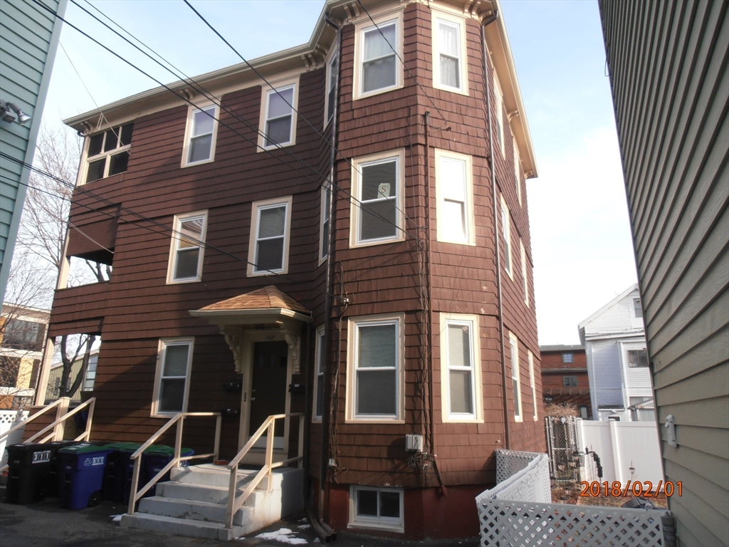 102 Prospect, Somerville, Massachusetts, 2 Bedrooms Bedrooms, 4 Rooms Rooms,1 BathroomBathrooms,Residential Lease,For Rent,Prospect,73404080