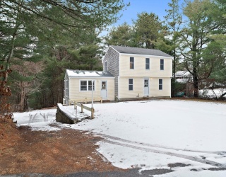4 Oaken Bucket Ln, Plymouth, Massachusetts, 3 Bedrooms Bedrooms, 8 Rooms Rooms,2 BathroomsBathrooms,Residential Lease,For Rent,Oaken Bucket Ln,73457574