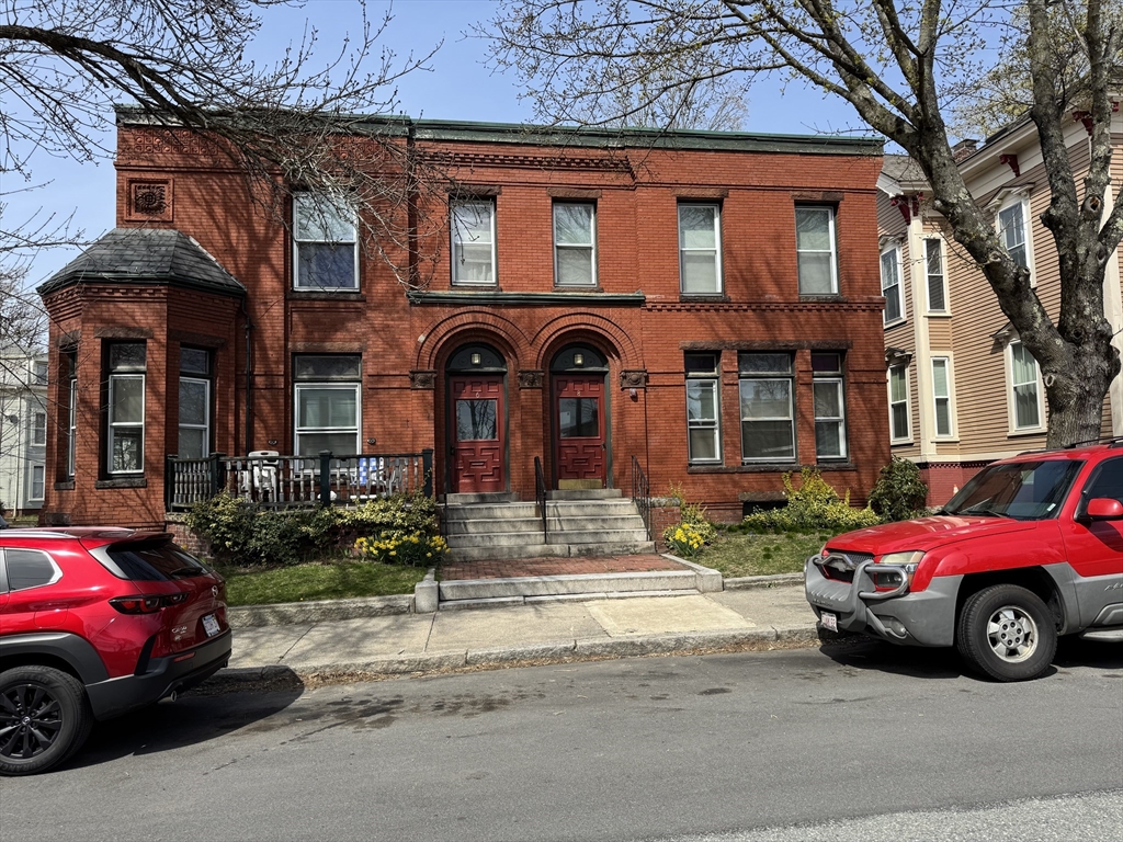 6-8 Park Street, Haverhill, Massachusetts, 1 Bedroom Bedrooms, 2 Rooms Rooms,1 BathroomBathrooms,Residential Lease,For Rent,Park Street,73356450