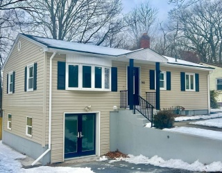 382 Holyoke St, Ludlow, Massachusetts, 5 Bedrooms Bedrooms, 9 Rooms Rooms,2 BathroomsBathrooms,Residential,For Sale,Holyoke St,73462055