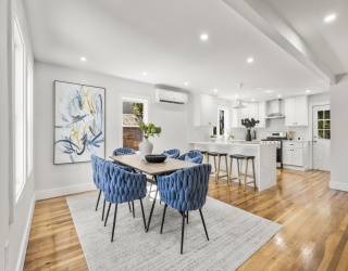 18 Lynn St, Malden, Massachusetts, 5 Bedrooms Bedrooms, 16 Rooms Rooms,3.5 BathroomsBathrooms,Residential Income,For Sale,Lynn St,73462056