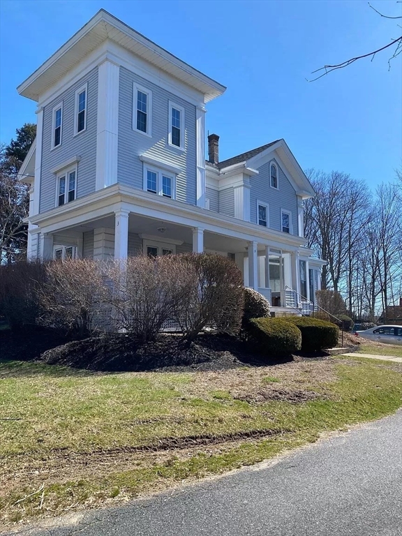 3 Winter, Westborough, Massachusetts, 2 Bedrooms Bedrooms, 4 Rooms Rooms,1.5 BathroomsBathrooms,Residential Lease,For Rent,Winter,73446659