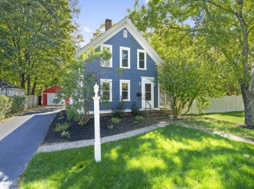 148 South Main St, Sharon, Massachusetts, 3 Bedrooms Bedrooms, 7 Rooms Rooms,2 BathroomsBathrooms,Residential,For Sale,South Main St,73397017