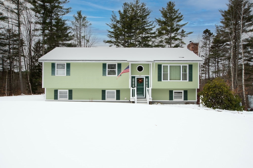 207 Sherbert Rd, Ashburnham, Massachusetts, 3 Bedrooms Bedrooms, 7 Rooms Rooms,2 BathroomsBathrooms,Residential,For Sale,Sherbert Rd,73462263