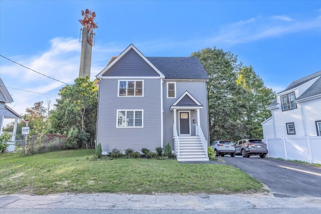 16-18 Peckham Ave, Brockton, Massachusetts, 3 Bedrooms Bedrooms, 5 Rooms Rooms,2 BathroomsBathrooms,Residential Lease,For Rent,Peckham Ave,73440489