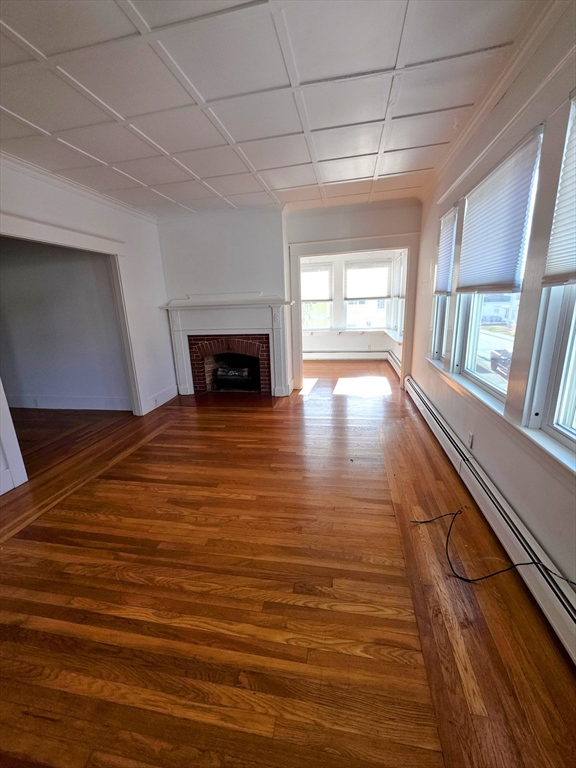 25 Fayette Pl, Taunton, Massachusetts, 2 Bedrooms Bedrooms, 5 Rooms Rooms,1 BathroomBathrooms,Residential Lease,For Rent,Fayette Pl,73462428