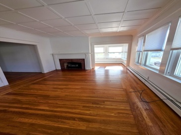 25 Fayette Pl, Taunton, Massachusetts, 2 Bedrooms Bedrooms, 5 Rooms Rooms,1 BathroomBathrooms,Residential Lease,For Rent,Fayette Pl,73462428