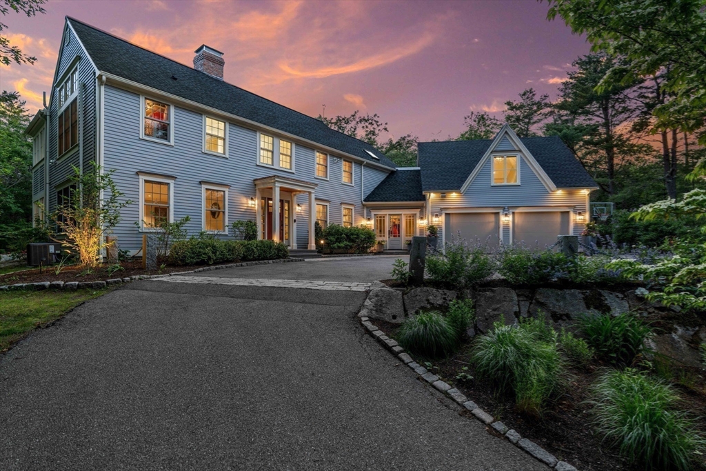 1 Crooked Ln, Manchester, Massachusetts, 5 Bedrooms Bedrooms, 12 Rooms Rooms,4.5 BathroomsBathrooms,Residential,For Sale,Crooked Ln,73394833