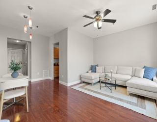 80 Wingate St, Haverhill, Massachusetts, 2 Bedrooms Bedrooms, 4 Rooms Rooms,1 BathroomBathrooms,Residential,For Sale,Wingate St,73435774