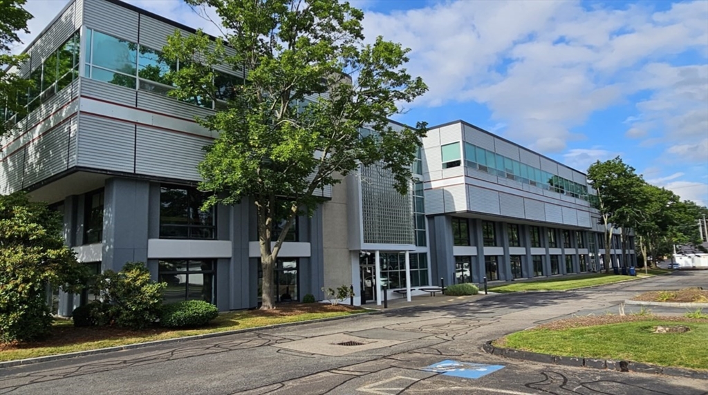 209 W Central, Natick, Massachusetts, ,Commercial Lease,For Rent,W Central,73462518