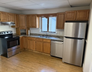 2 Fremont St, Plymouth, Massachusetts, 1 Bedroom Bedrooms, 5 Rooms Rooms,1 BathroomBathrooms,Residential Lease,For Rent,Fremont St,73462551