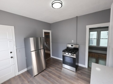 181 Norfolk Street, Boston, Massachusetts, 4 Bedrooms Bedrooms, 6 Rooms Rooms,1 BathroomBathrooms,Residential Lease,For Rent,Norfolk Street,73428399