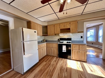 6 Trull St, Somerville, Massachusetts, 2 Bedrooms Bedrooms, 5 Rooms Rooms,1 BathroomBathrooms,Residential Lease,For Rent,Trull St,73422645