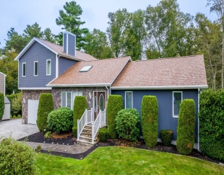 26 Blueberry Dr, Acushnet, Massachusetts, 5 Bedrooms Bedrooms, 14 Rooms Rooms,4 BathroomsBathrooms,Residential,For Sale,Blueberry Dr,73404039