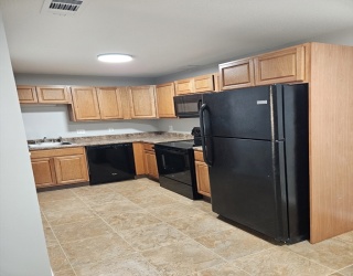 34 Thayer Pond Road, Oxford, Massachusetts, 1 Bedroom Bedrooms, 4 Rooms Rooms,1 BathroomBathrooms,Residential Lease,For Rent,Thayer Pond Road,73462604