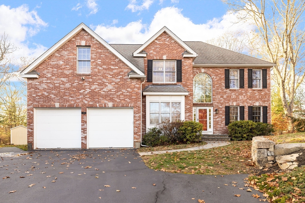 162 Ewald Ave, Marlborough, Massachusetts, 5 Bedrooms Bedrooms, 9 Rooms Rooms,3 BathroomsBathrooms,Residential,For Sale,Ewald Ave,73456572